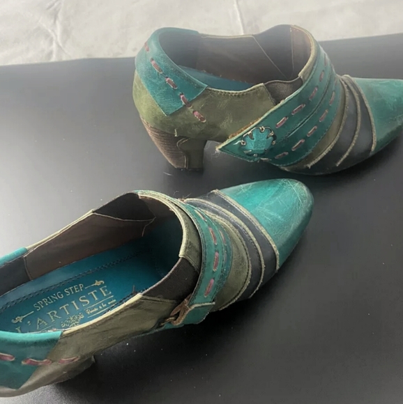 Spring Step Shoes - Final sale L' Artise Spring Step booties size